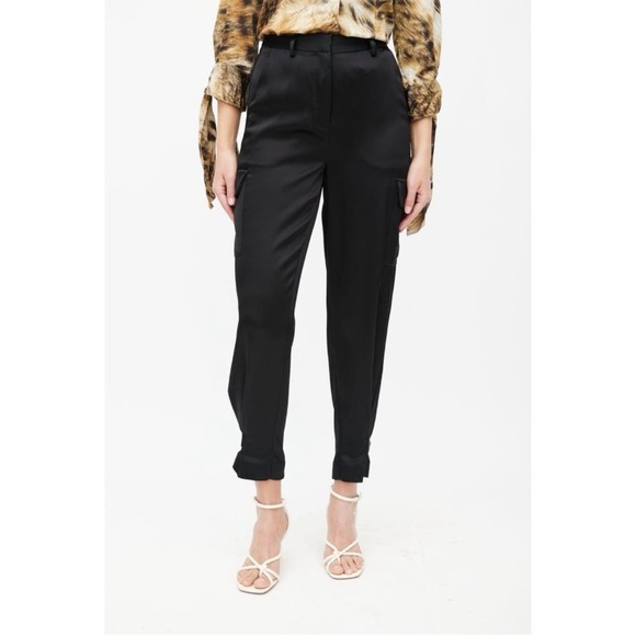 Aritzia Babaton Refined Satin Cargo Pant in Black Size 4 - Picture 2 of 16